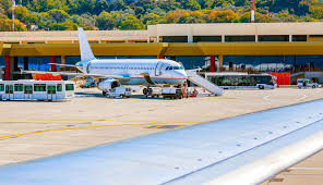 圖為希臘羅得島機場。網上圖片