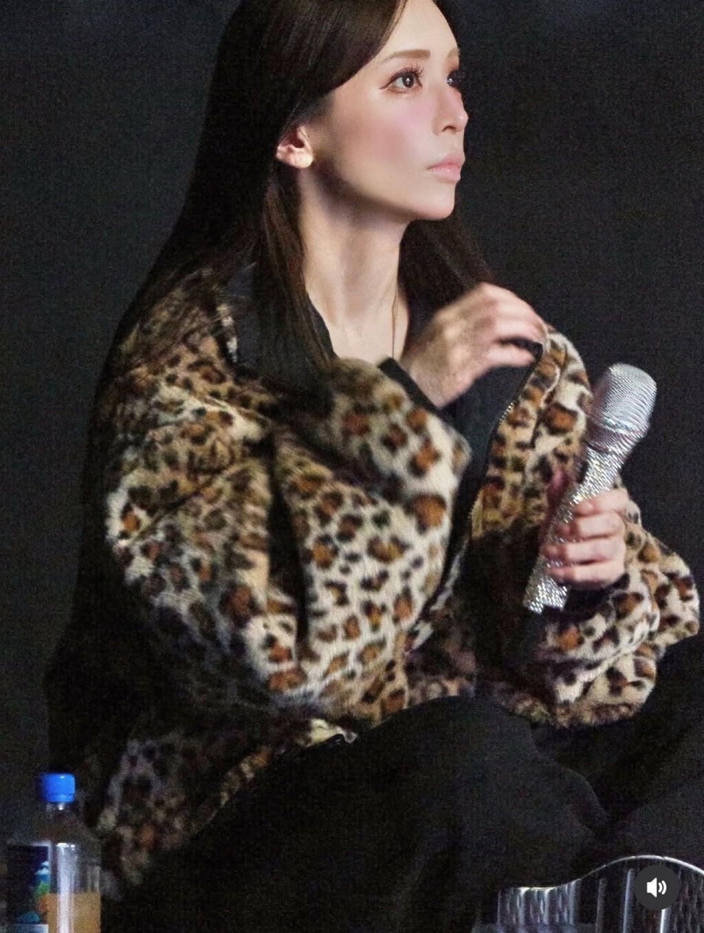 步姐形容2025年好難捱。