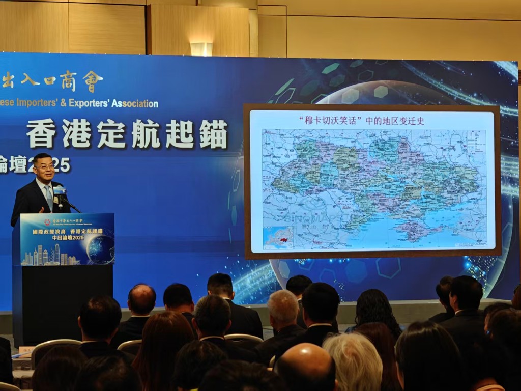 清華大學俄羅斯研究院副院長吳大輝發表演講。高遠攝