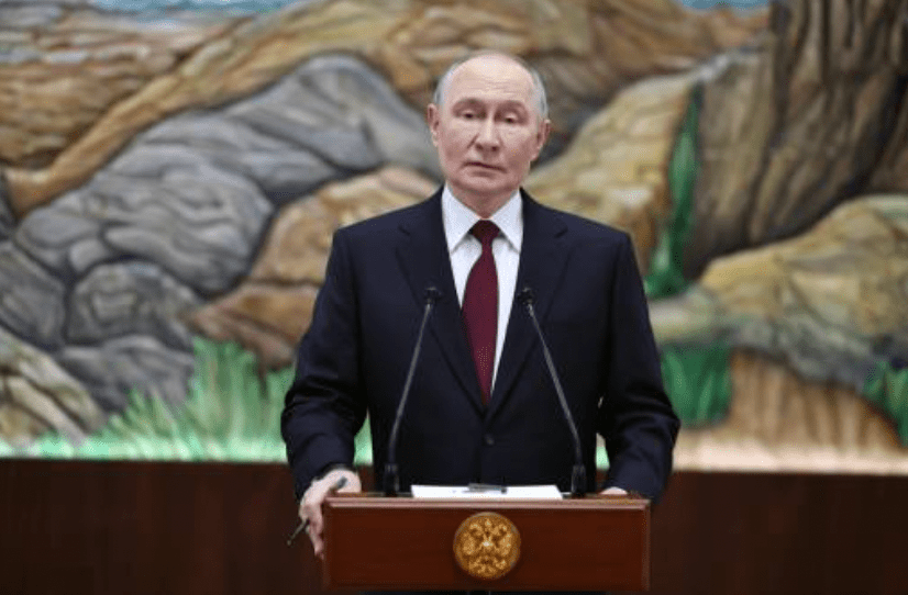 根據塔斯社當地周四（27日）報道，俄羅斯總統普京就大埔宏福苑火災向中國國家主席習近平表達了慰問。法新社