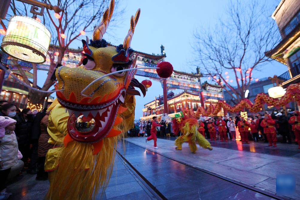 內地民眾新年時更喜愛具民俗特式的休閒活動。新華社
