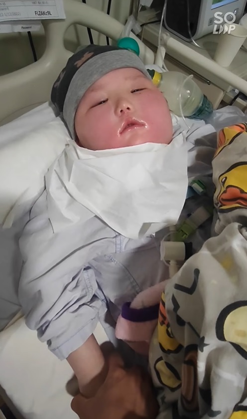 天瑜更發出「嗚嗚」聲。(Facebook影片截圖)