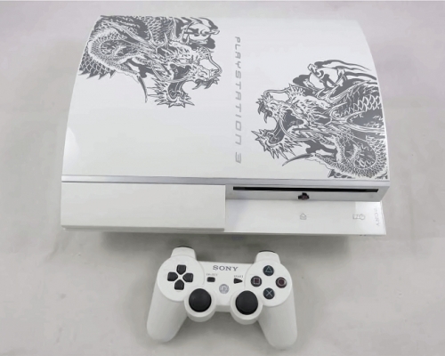 該男子轉售的改被PS3,是Sony只在日本地區發售的《如龍 3》(Yakuza 3)特別版白色主機。(資料圖片)