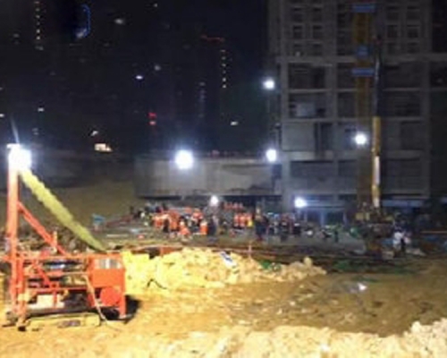 貴州貴陽在建停車場垮塌事故，已致8人死亡2人受傷。（網圖）