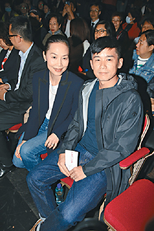 唔多合體■兩公婆結婚23年一直好少一齊現身公開活動。