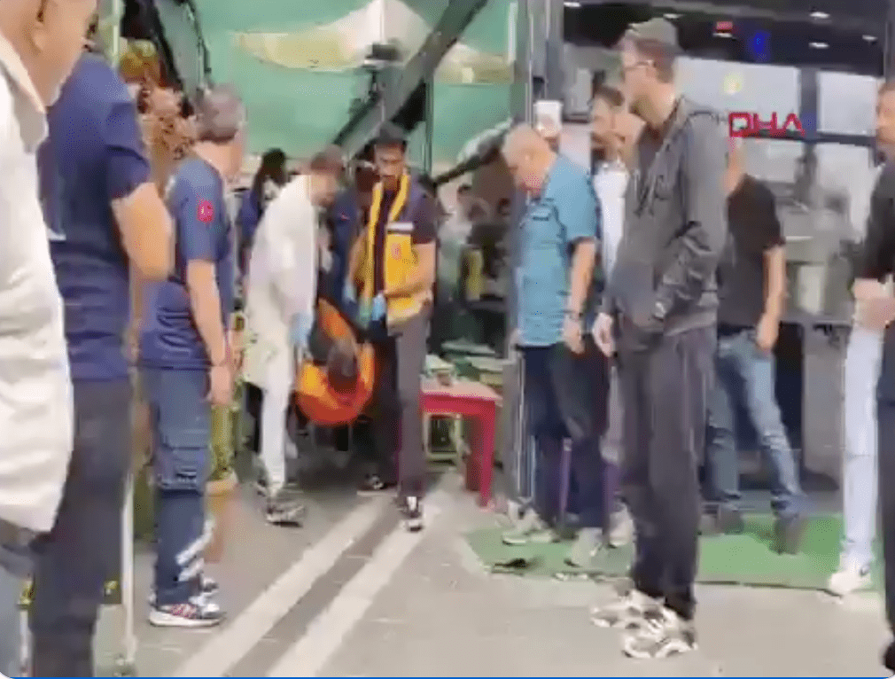 槍戰現場鄰近著名景點伊斯坦布爾大巴扎（Grand Bazaar），平日遊客及商戶眾多。