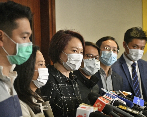 民建聯主席李慧琼(左三)。資料圖片