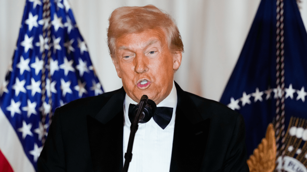 特朗普要求调查价格操纵和反竞争行为。美联社