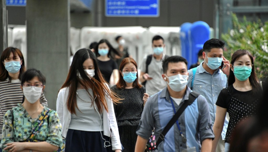 公務員留家工作初時影響還不大，但這次因為時間長，影響就逐漸浮現。資料圖片