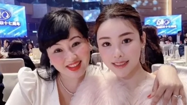 張燕花與蔡天鳳常以微信通訊。IG圖 張燕花與蔡天鳳常以微信通訊。IG圖