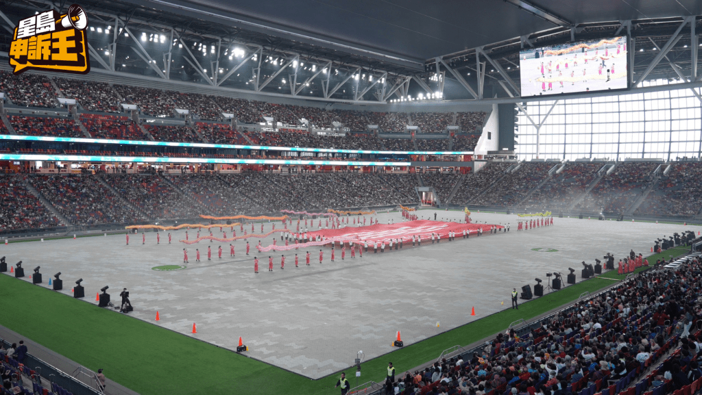 啟德主場館可舉辦不同類型的大型體育及文娛活動,可容納5萬名觀眾。 啟德主場館可舉辦不同類型的大型體育及文娛活動,可容納5萬名觀眾。