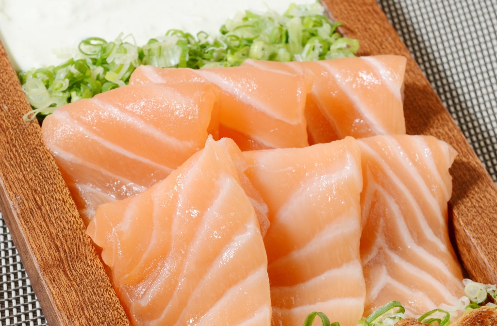 在日文當中「Salmon(サーモン)」才是大家經常食的三文魚刺身。資料圖片