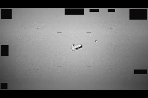美国国防部公布第6批UFO档案，针对不明飞行物体。US Department of War