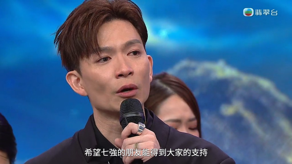 周志康指要多謝企鵝人。 周志康指要多謝企鵝人。