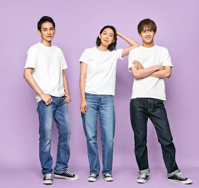 《SUPER RICH》講述兩位男下屬爭公司女社長的故事。