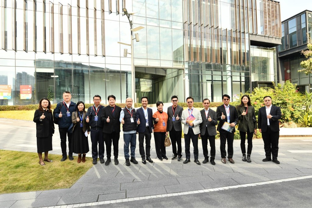 前海管理局今日（17日）邀請多名立法會議員到訪前海。