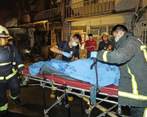 大火造成2人死亡，5人受傷。