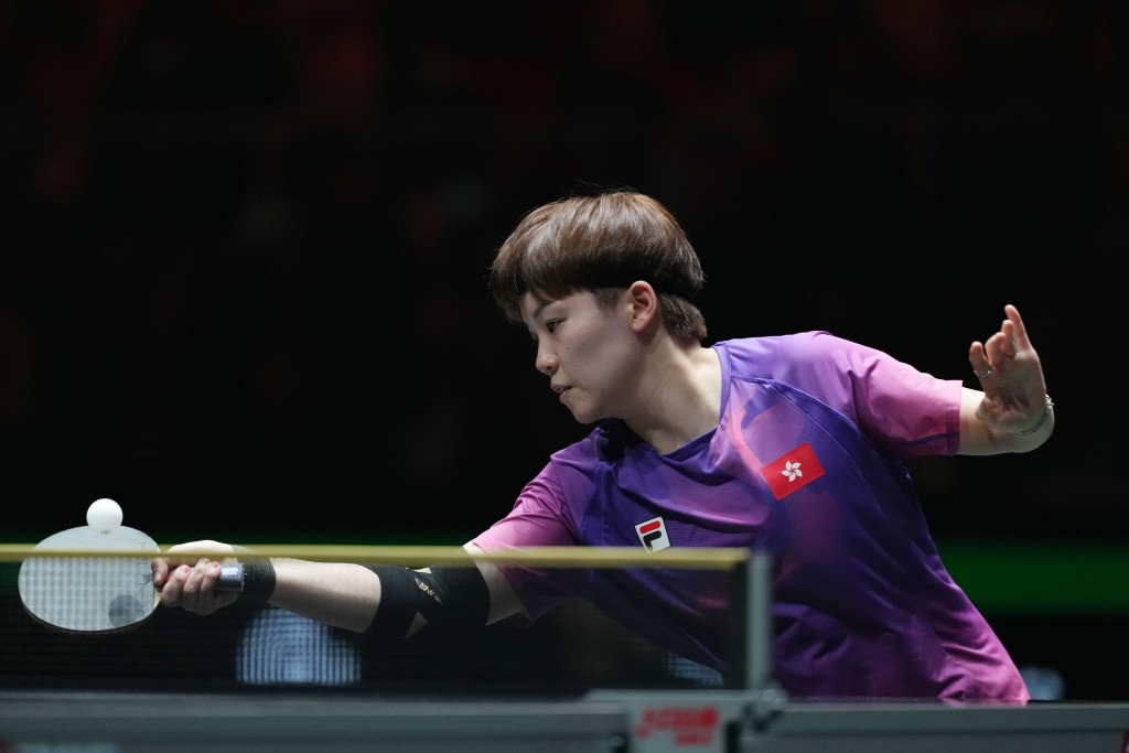 杜凱琹在小組尾輪贏簡彤娟，以次名入16強。新華社