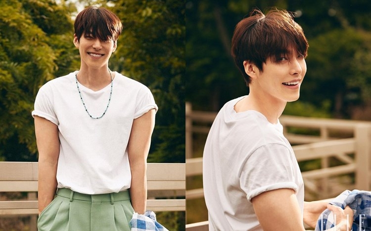 金宇彬笑得好Charm。（ELLE KOREA圖片）