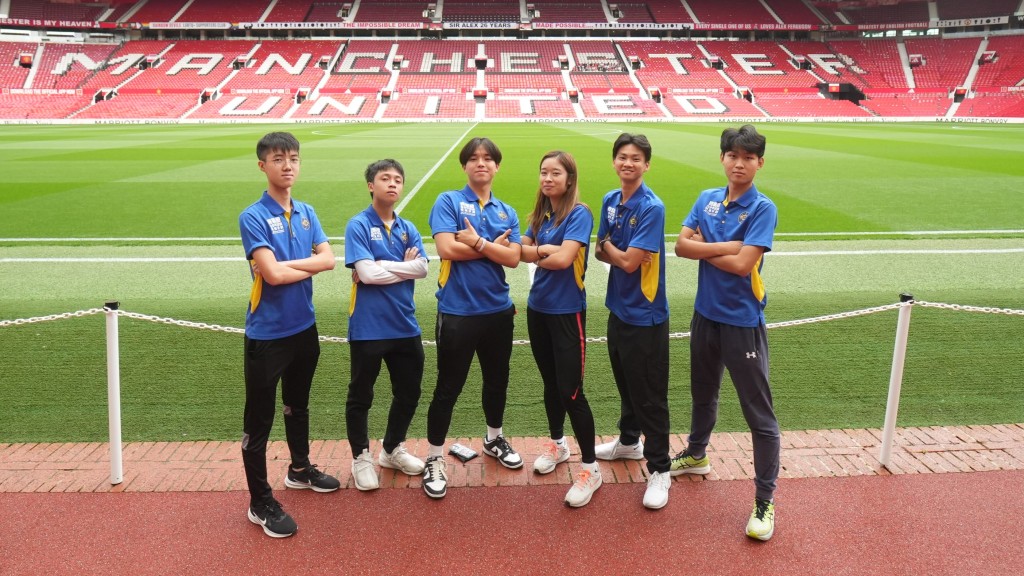 第八屆「賽馬會青少年足球領袖計劃」的六位優秀學員獲馬會保送前赴英國曼徹斯特交流，參加義工訓練及組織社區足球服務，學以致用。