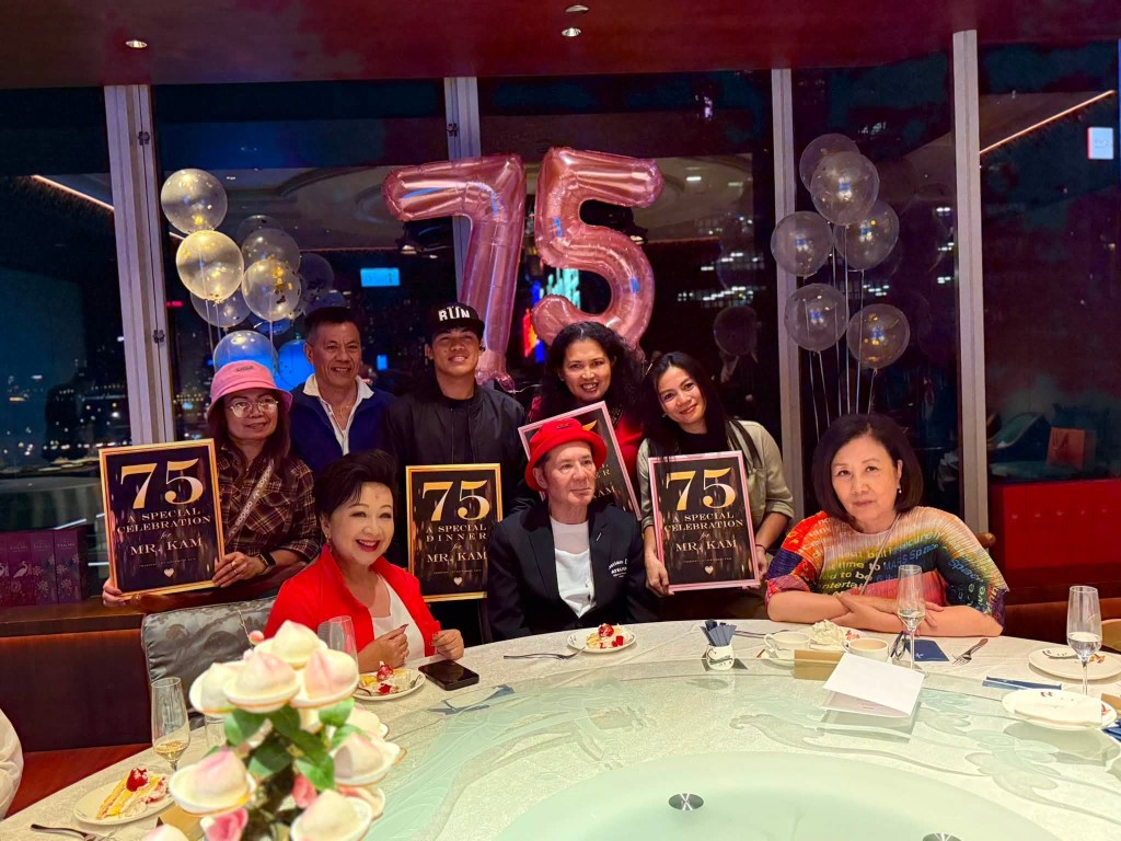 圈中摯友為他慶祝，汪明荃在社交媒體上分享了多張照片。