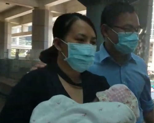 技術員陳冠忠前妻胡倩婷(左)。潘琪慧攝