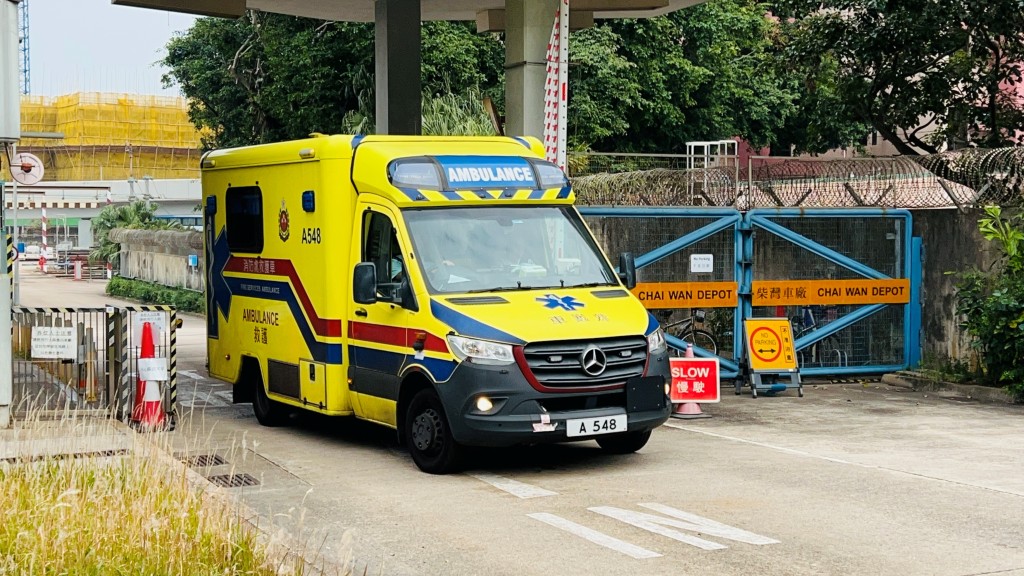 柴灣港鐵車廠士多房男子上吊 昏迷送院