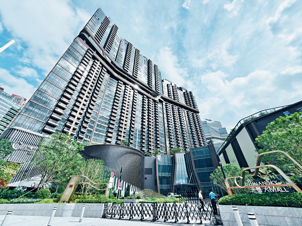 天璽．天2期次輪銷售截數2176票，超額認購逾37倍。