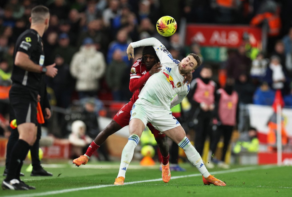 助攻助守的古蒙臣是列斯聯無名英雄。路透社