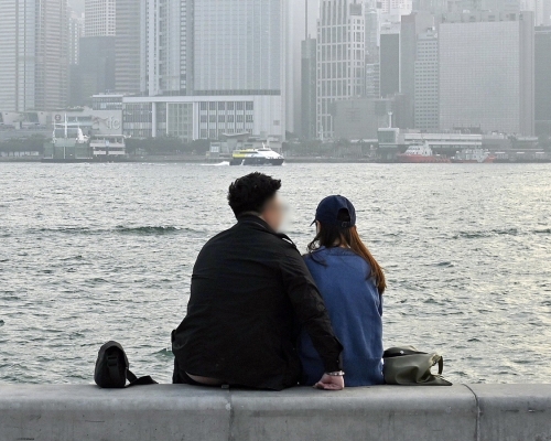 疫情下更多情侶患難見真情。資料圖片