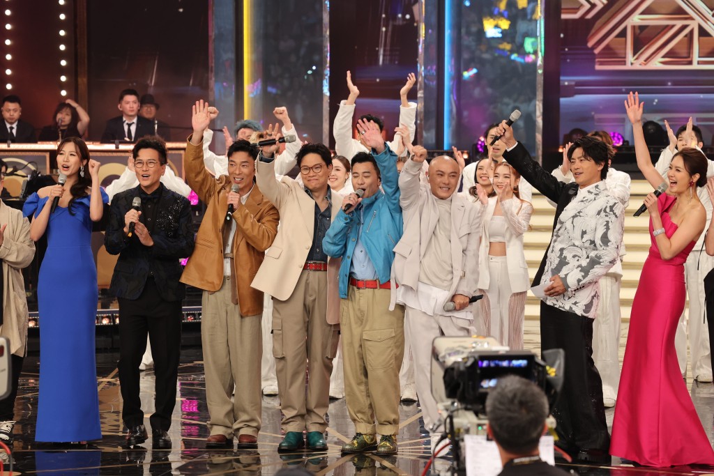 BIG FOUR於8月舉行紅館騷。 BIG FOUR於8月舉行紅館騷。