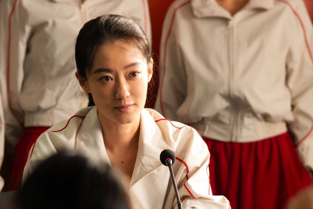 女主角張小斐演峨眉隊隊長雙雙。 女主角張小斐演峨眉隊隊長雙雙。
