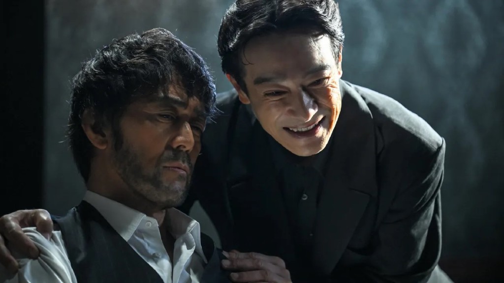 《Vivant》2由堺雅人、阿部宽主演。 《Vivant》2由堺雅人、阿部宽主演。