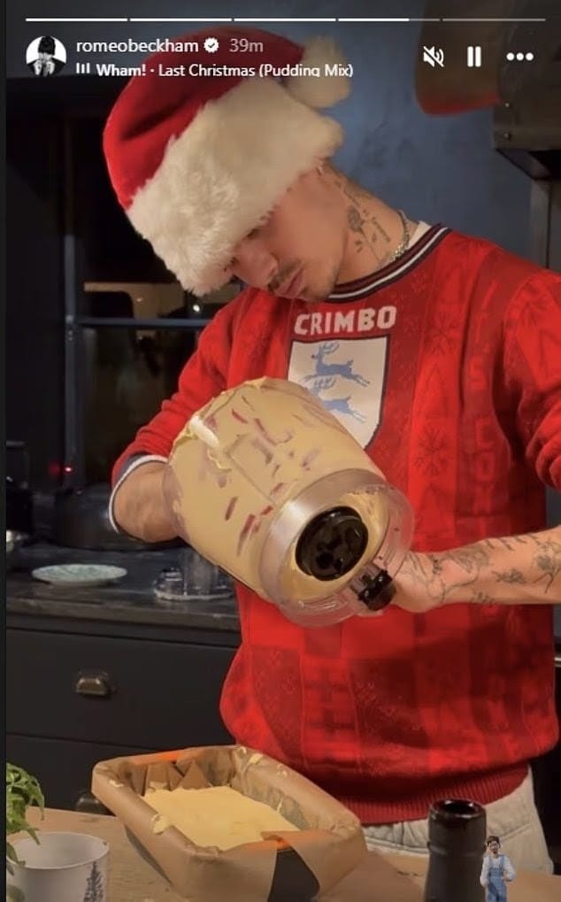 Romeo落手做蛋糕,與家人一起享用。 Romeo落手做蛋糕,與家人一起享用。