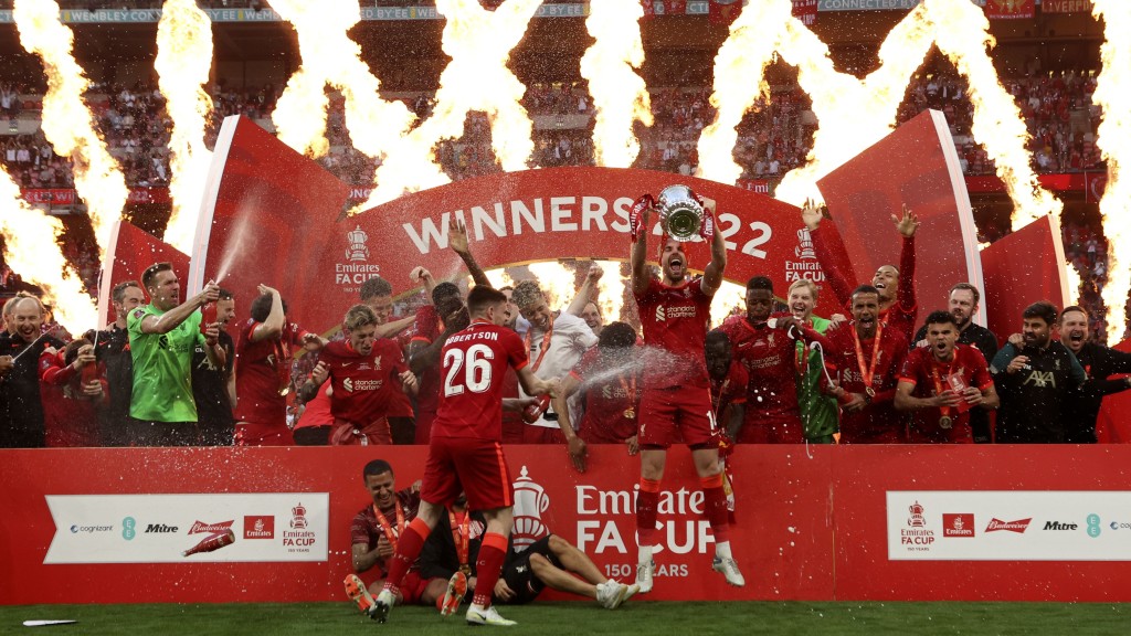 利物浦連贏聯賽盃及足總盃，成為雙冠王。 AP