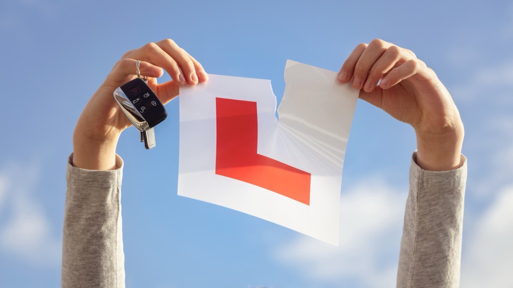 港人在英國考車牌被指「照片不似本人」遭取消路試。 iStock示意圖