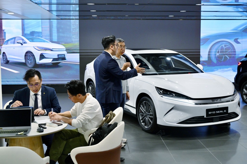 新一份《財政預算案》宣布電動車一換一計劃3月底屆滿後不再延續。 新一份《財政預算案》宣布電動車一換一計劃3月底屆滿後不再延續。