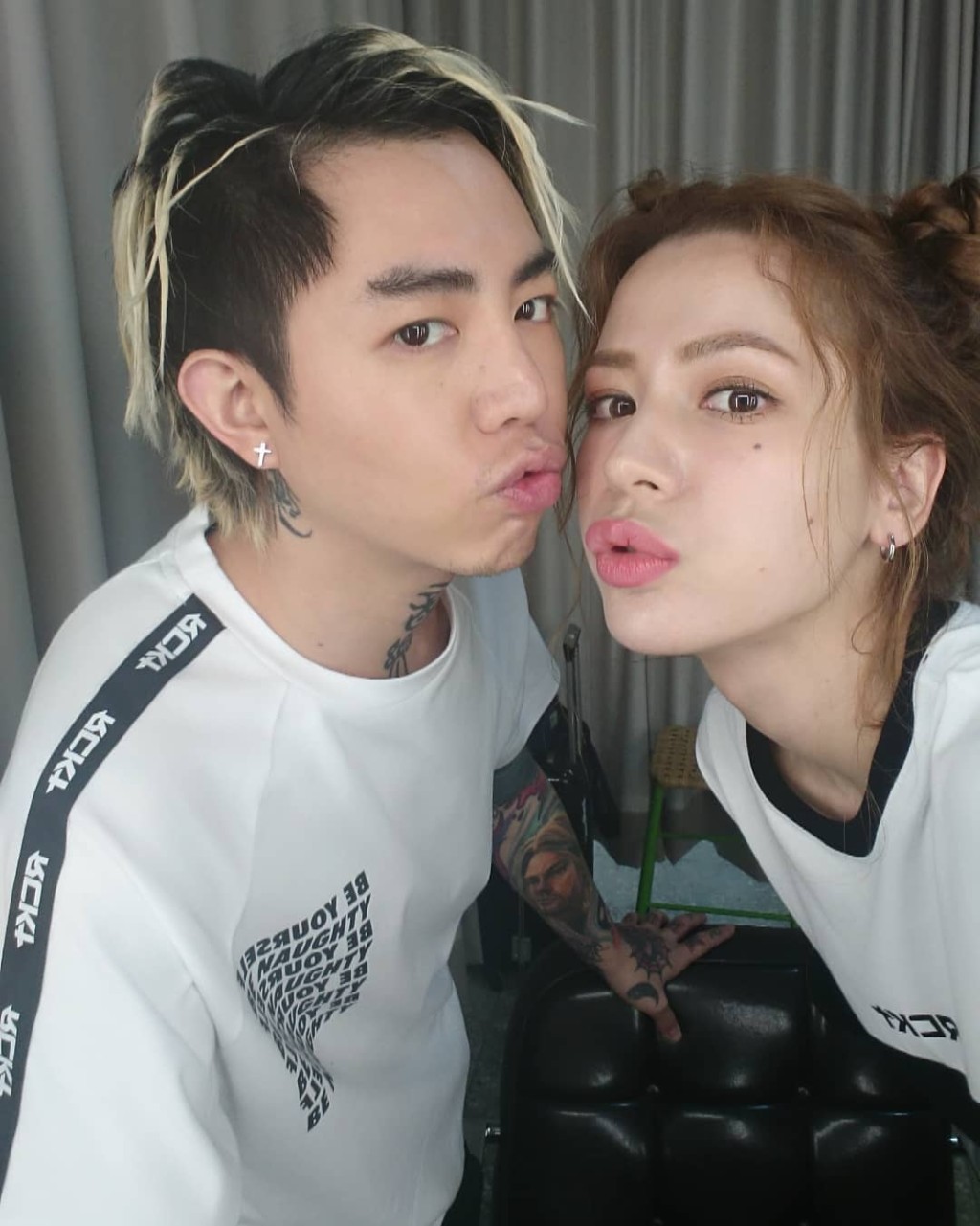 謝和弦(左)吸食大麻被捕,原來是其妻子Keanna大義滅親報案!