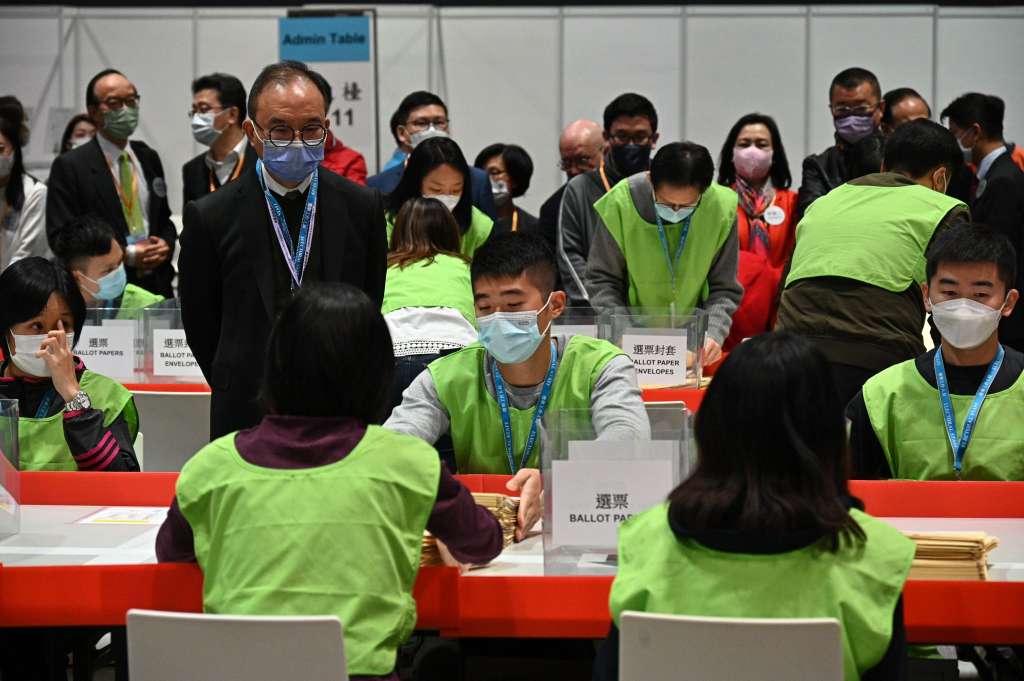 政府將於12月18日舉行立法會選委界別補選。(資料圖片)