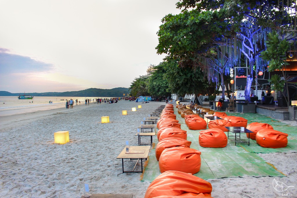 泰国沙美岛公众海滩。