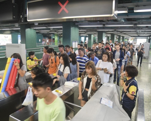 政府在未來一年邀請港鐵公司就東涌線延線、屯門南延線及北環線展開詳細規劃和設計。資料圖片