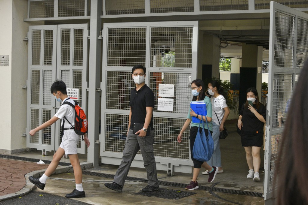 升中「統一派位」結果將於七月廿六日公布，學生須於七月廿八日及廿九日辦理註冊手續。