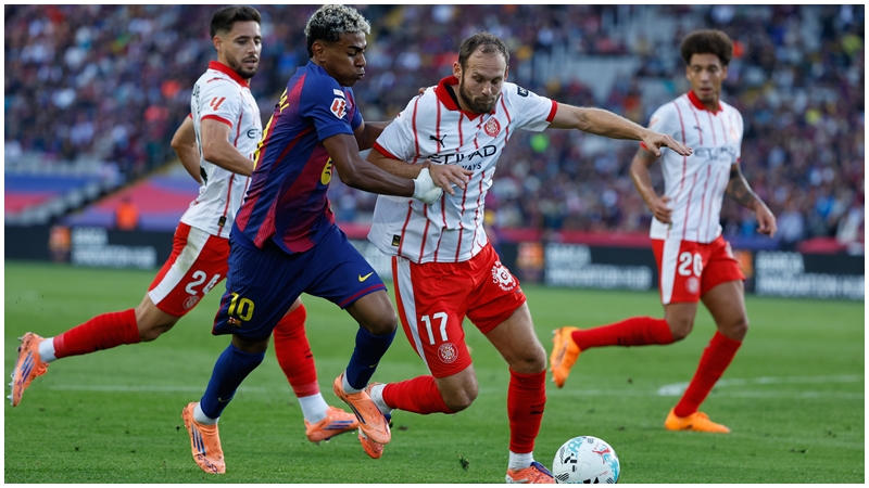 基罗纳十分坚持地面组织。 AP