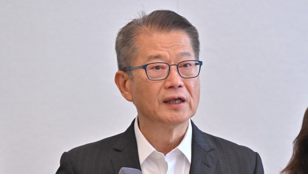 陳茂波總結北京和河北訪問行程。政府新聞處