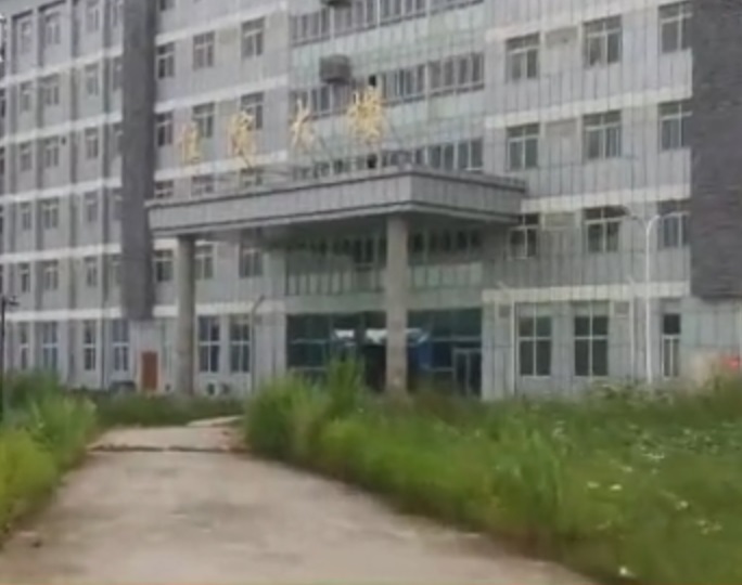 四川4名精神病人騙過保安逃離醫院。網上圖片