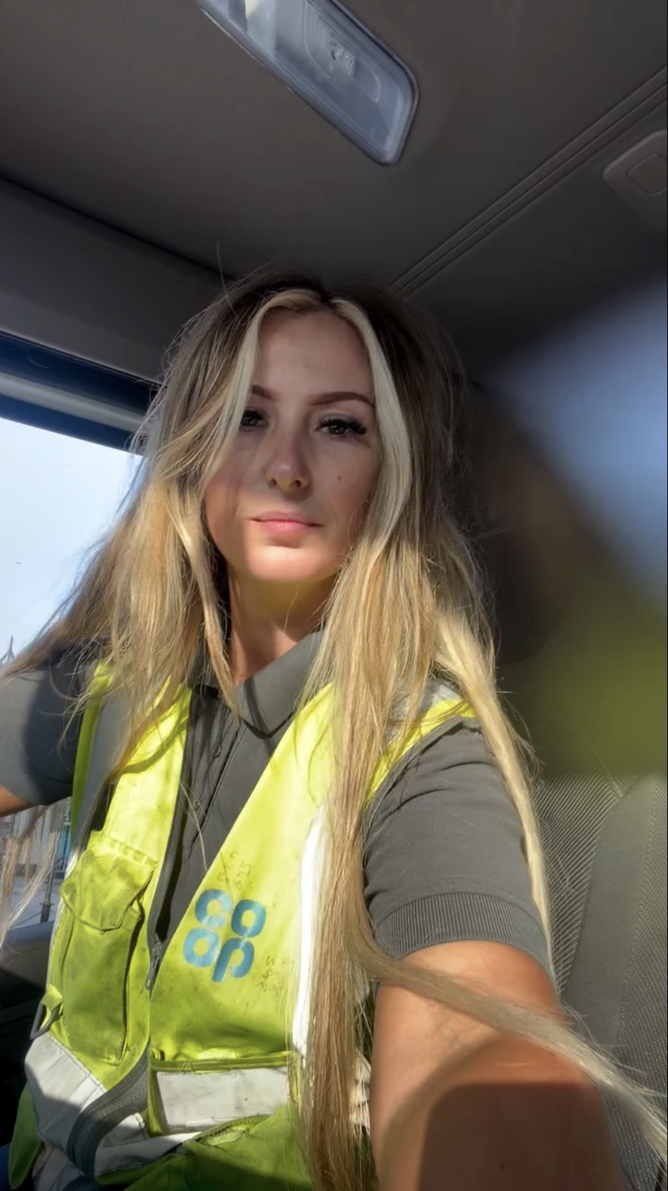 布魯克斯控Co-op縱容性別歧視及性騷擾勝訴。 IG@charlotteyybrooksy