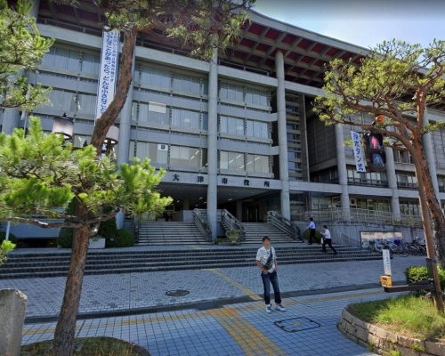 該名男子於大津市滋賀縣內的兒童福利部工作。Google地圖街景截圖