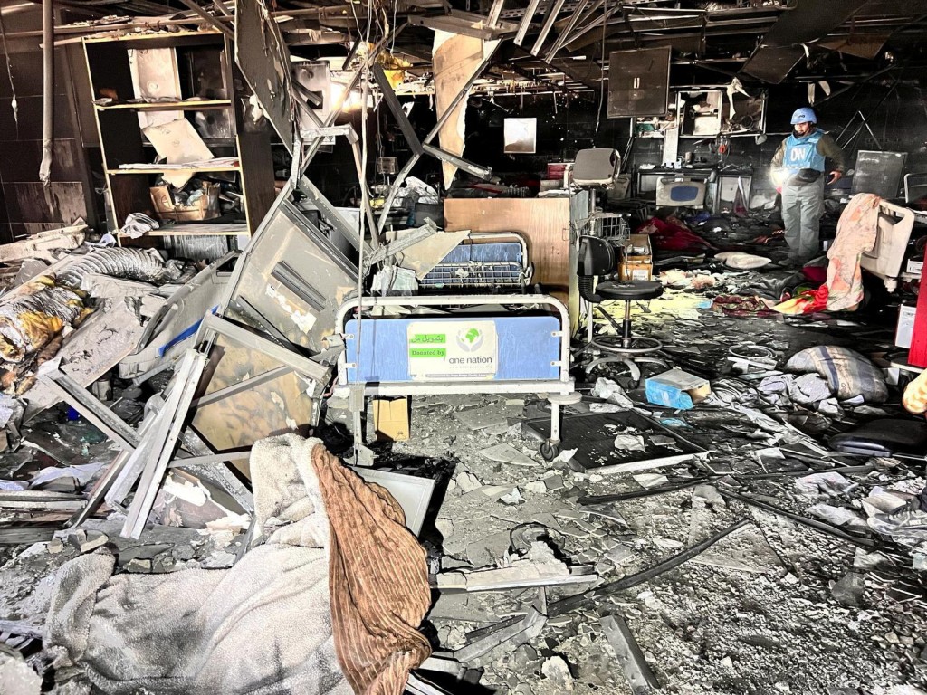 加沙希法医院内里遭到军事行动重大破坏。路透社