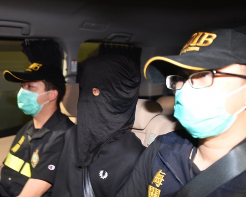 22歲男子被捕。