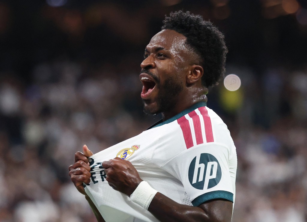 雲尼斯奧斯入球被判無效，球證艾斯古達路斯還出示紅牌將他趕離場。路透社